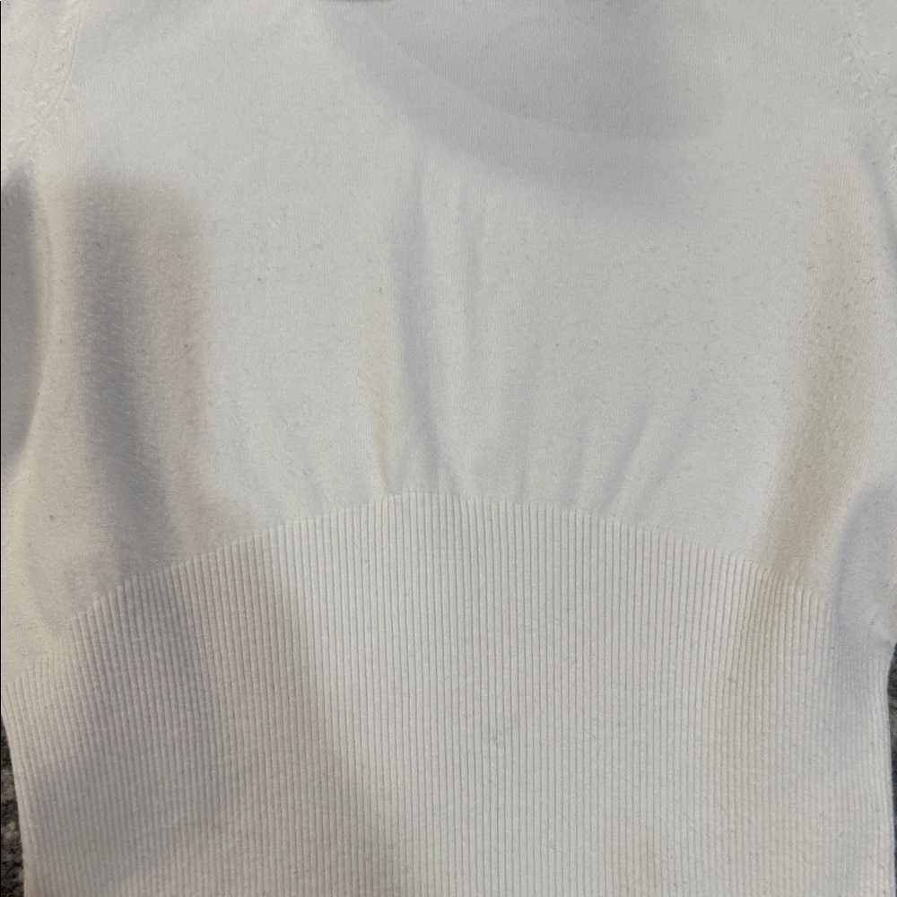 White House Black Market White Turtleneck Sweater - Picture 3 of 3